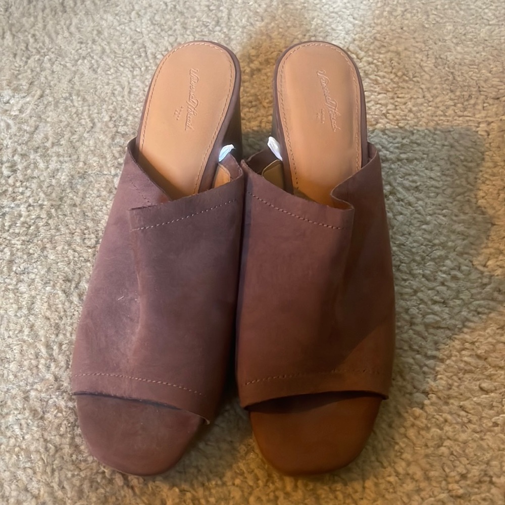 Never worn peep toe shoes